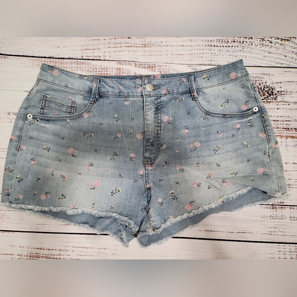 Wild Fable S16 Demin shorts - Picture 2 of 4